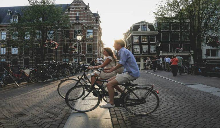 Romantic Things to Do in Amsterdam for Couples
