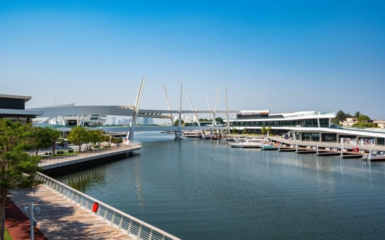 Al Qana in Abu Dhabi