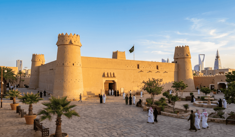 Al Masmak Palace Riyadh: History, Attractions & Travel Tips