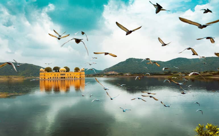 Mesmerizing views of Jal Mahal, Jaipur, India
