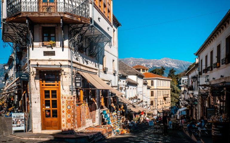 Gjirokastra Bazaar, Rruga Gjin Bue Shpata, Gjirokastër