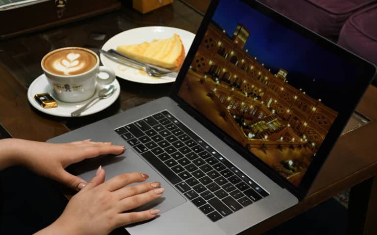 A person booking hotels online
