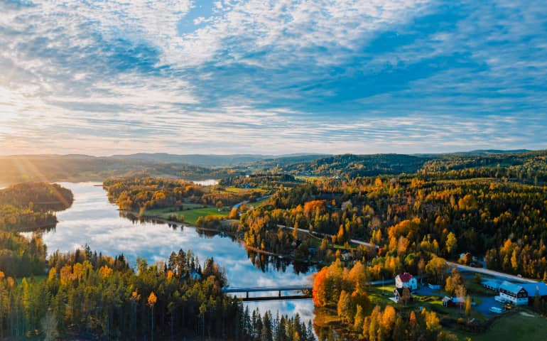 A Swedish lake in the autumn sun