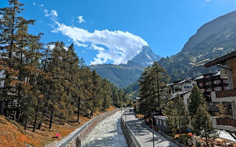 Town of Zermatt with the iconic Matterhorn towering in the background
Image Credit: Jean-Paul Wettstein/Pexels 