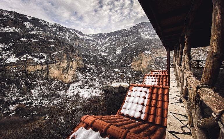 Beautiful snowy landscape in Armenia with mountain views from a rustic terrace
Image Credit: Alexander Popovkin/Pexels