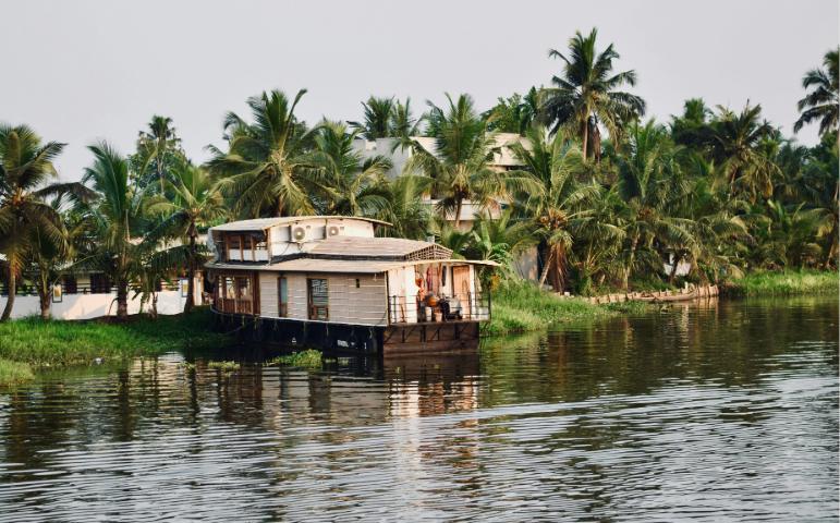Alleppey stays with beautiful backwater views.
Image Credit - Usha Kiran/Unsplash