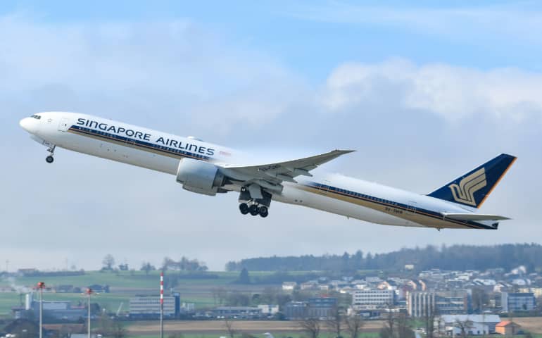 Singapore Airlines 777 taking off
