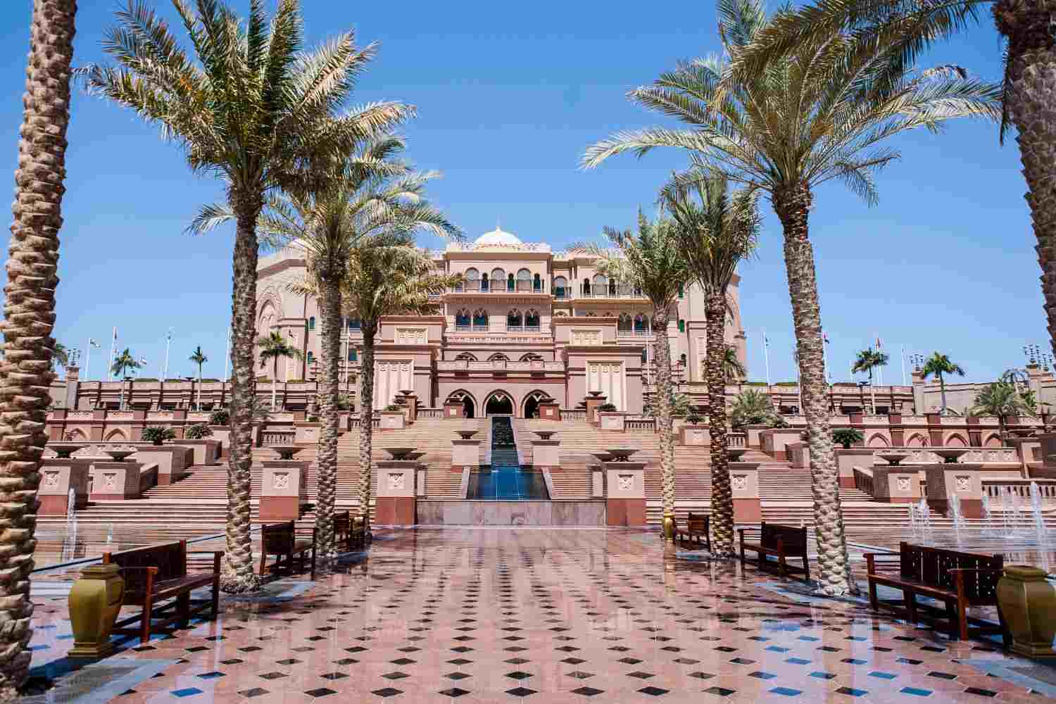 Central Doha and Old Airport: Best for Budget Stays